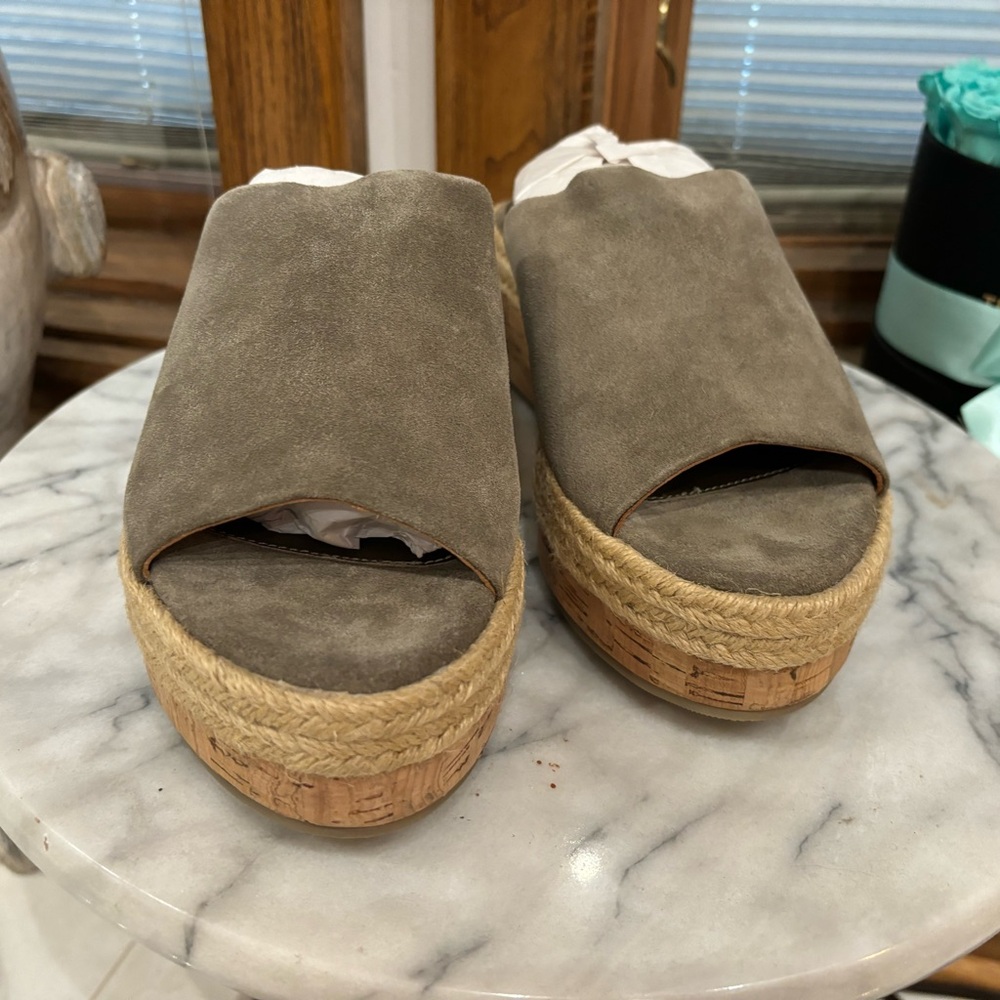 Spell Suede Platform Sandals - Picture 12 of 14